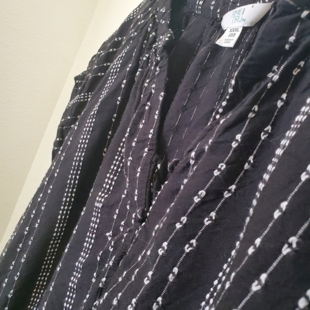 Time & Tru Women's Black Embroidered Dolman Popover Peasant Top Blouse - Picture 7 of 10